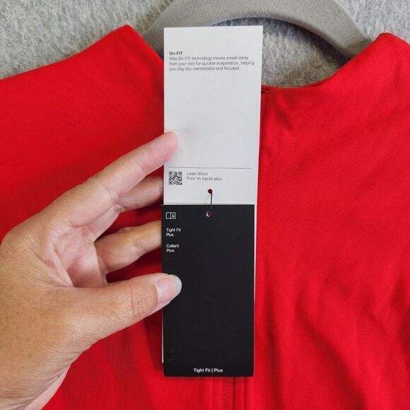 Nike Jacket Womens 1X Red Yoga Luxe Fitted Dry Fit Studio Practice Full Zip New - Picture 11 of 16